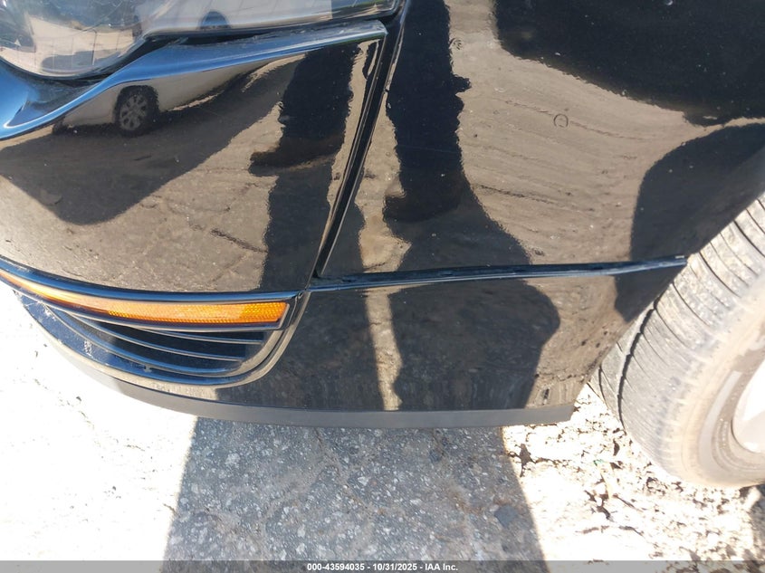 2008 Volkswagen Passat Komfort VIN: WVWAK73CX8E129326 Lot: 43594035