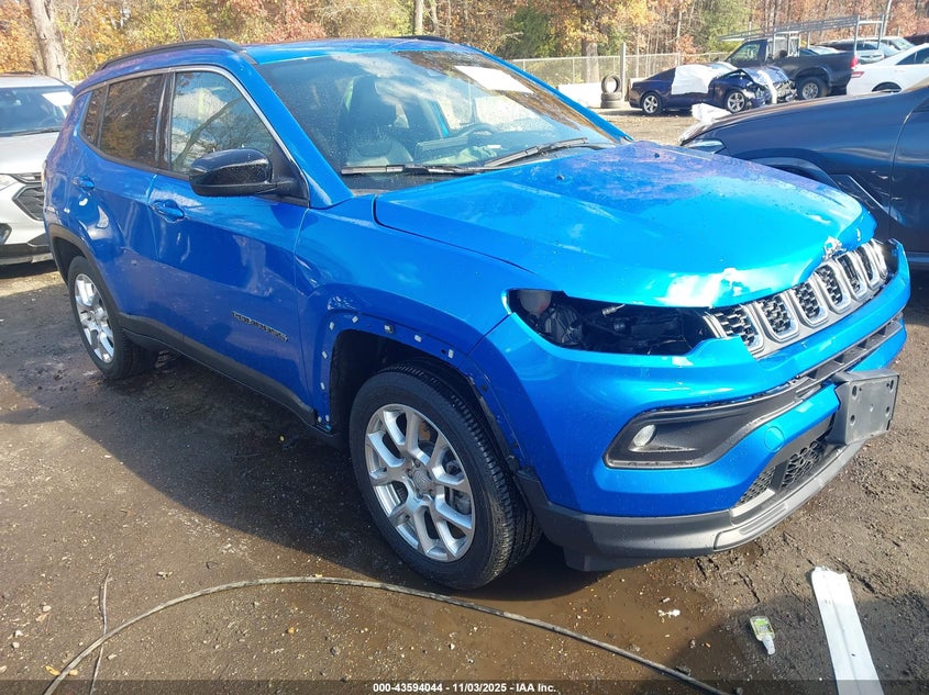 JEEP COMPASS LATITUDE LUX FWD