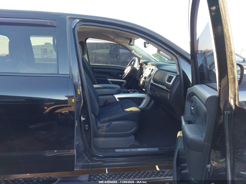 2018 Nissan Titan Sv VIN: 1N6AA1E52JN511884 Lot: 43594095