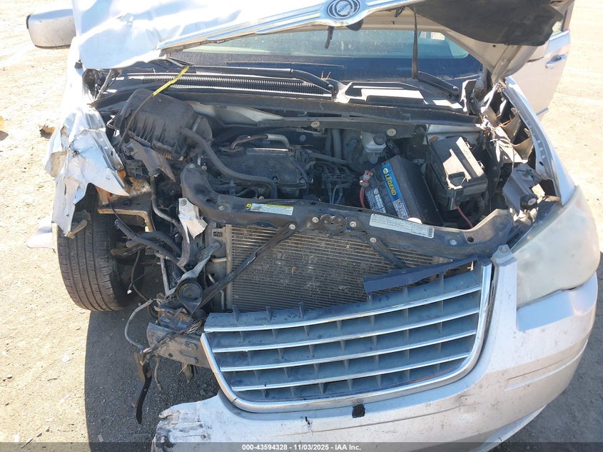 2009 Chrysler Town & Country Touring VIN: 2A8HR54169R676828 Lot: 43594328