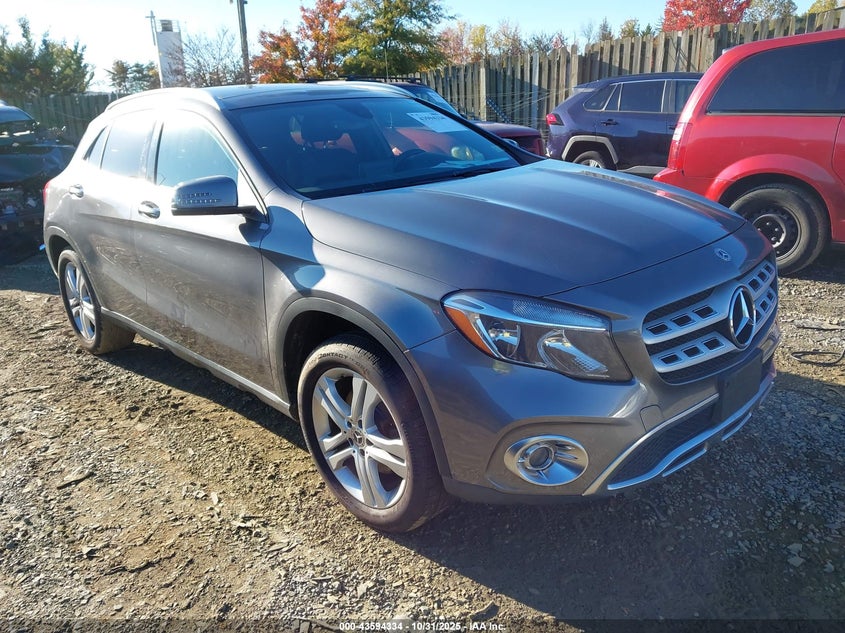MERCEDES-BENZ GLA-CLASS 4MATIC