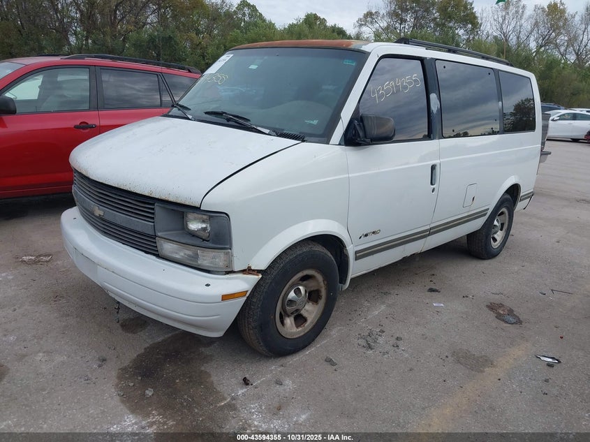 1GNDM19W7TB128240 1996 CHEVROLET ASTRO photo no. 2