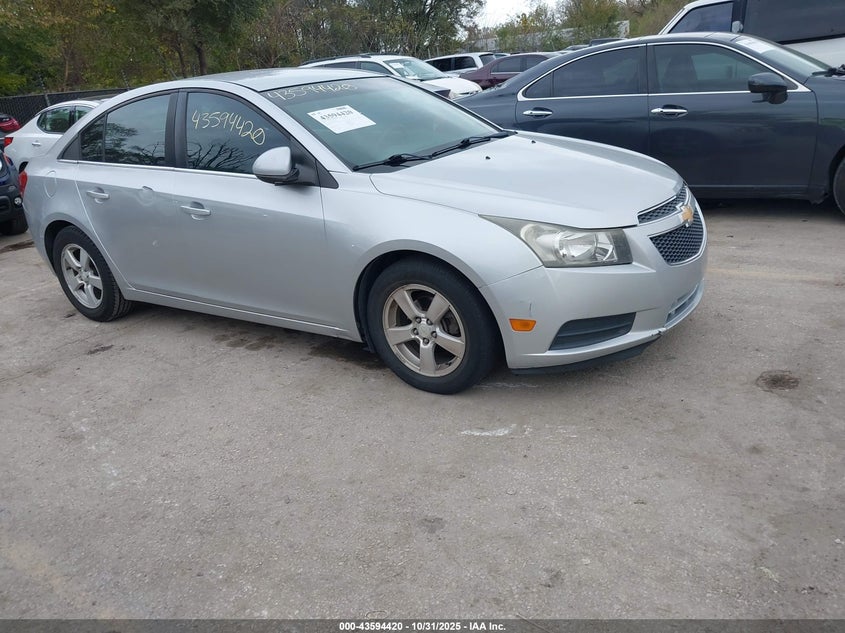 CHEVROLET CRUZE 1LT AUTO