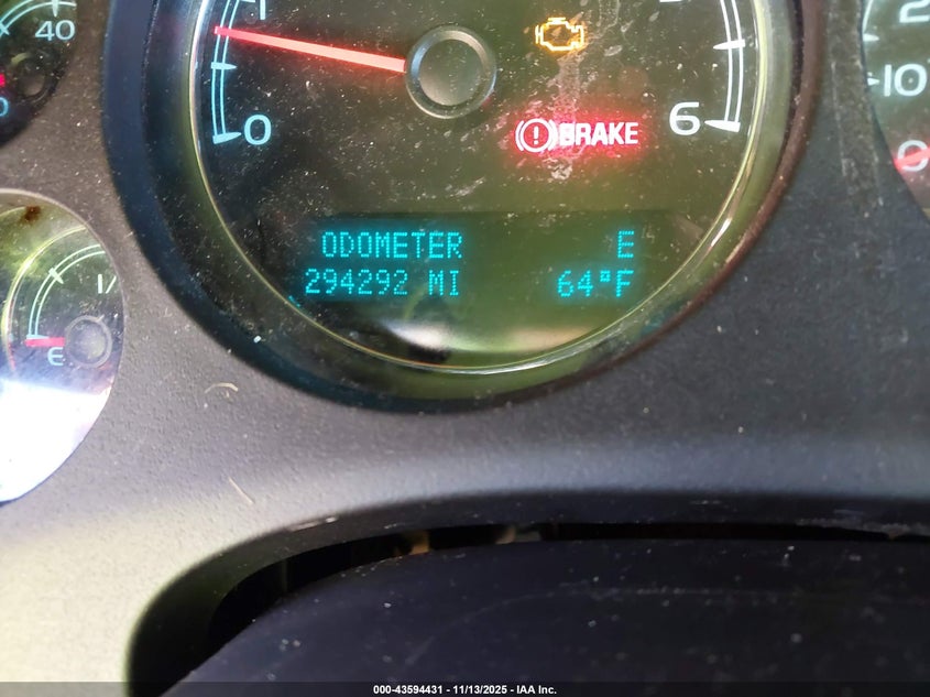 2011 Chevrolet Tahoe Ltz VIN: 1GNSKCE06BR374423 Lot: 43594431