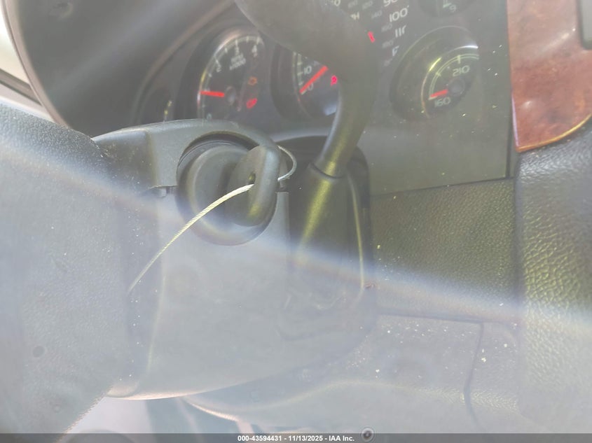 2011 Chevrolet Tahoe Ltz VIN: 1GNSKCE06BR374423 Lot: 43594431