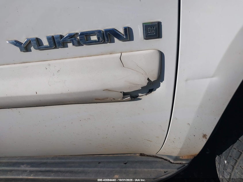 2007 GMC Yukon Sle VIN: 1GKFK13007J268299 Lot: 43594440