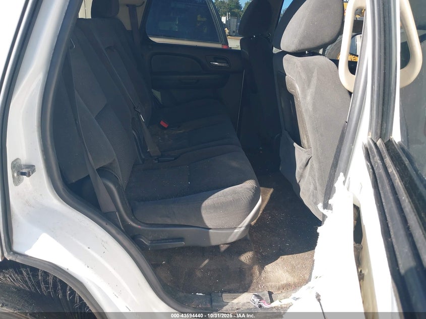 2007 GMC Yukon Sle VIN: 1GKFK13007J268299 Lot: 43594440