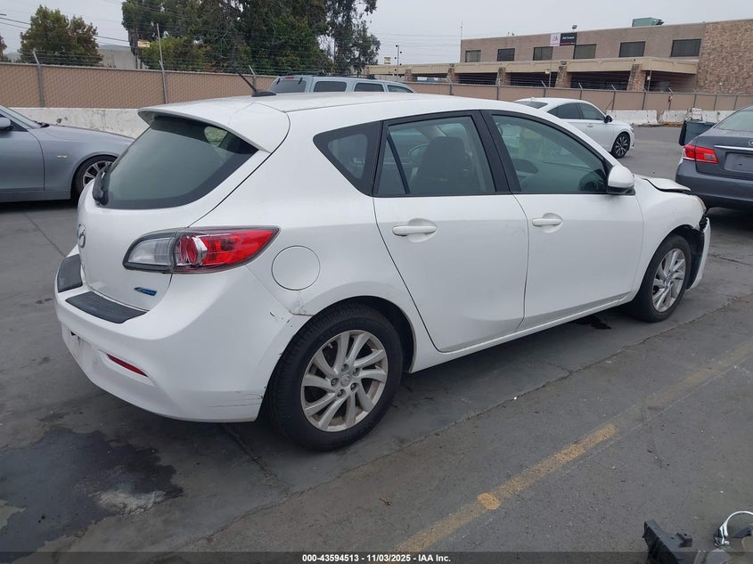 JM1BL1M77C1665604 2012 MAZDA 3 photo no. 4