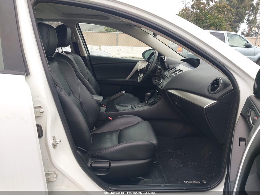 JM1BL1M77C1665604 2012 MAZDA 3 photo no. 5