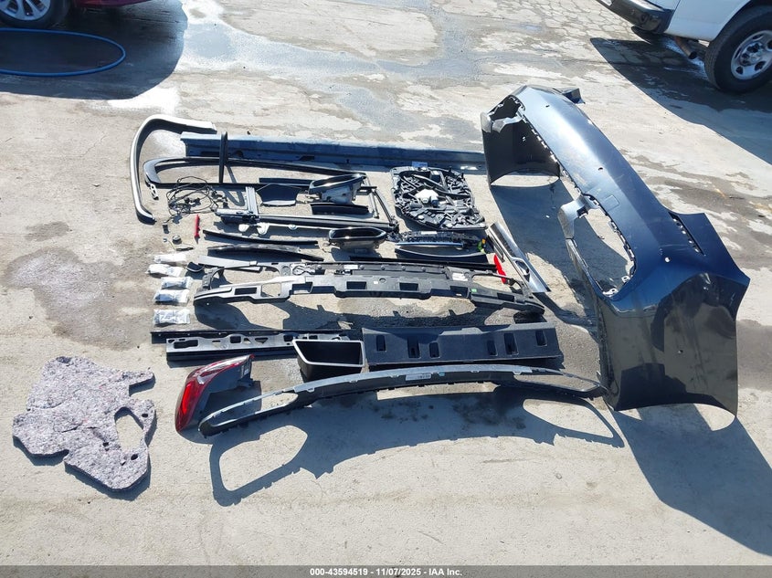 2016 BMW 750I WBA7F0C54GGL99840