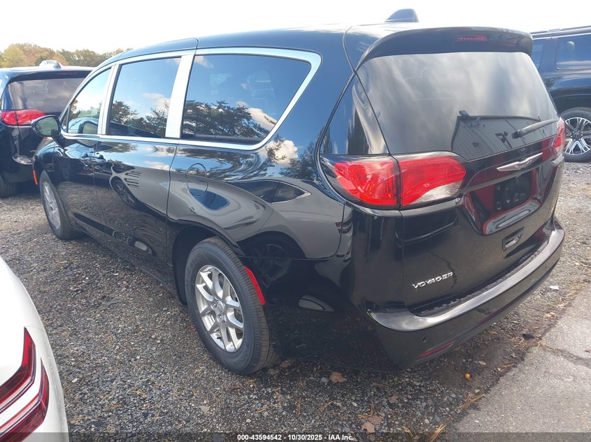 2C4RC1CG1TR192388 2026 CHRYSLER VOYAGER photo no. 3