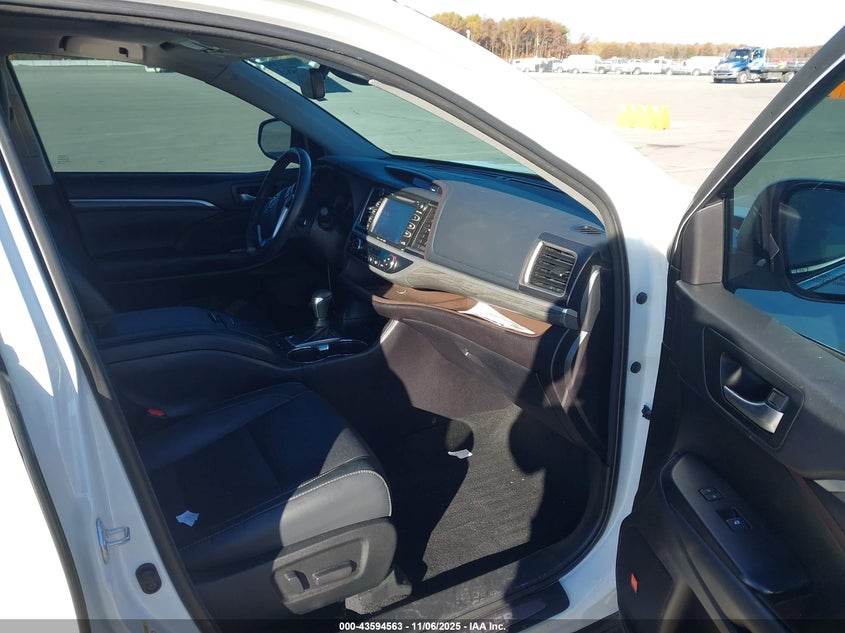 2018 TOYOTA HIGHLANDER HYBRID LIMITED - 5TDDGRFH6JS046865