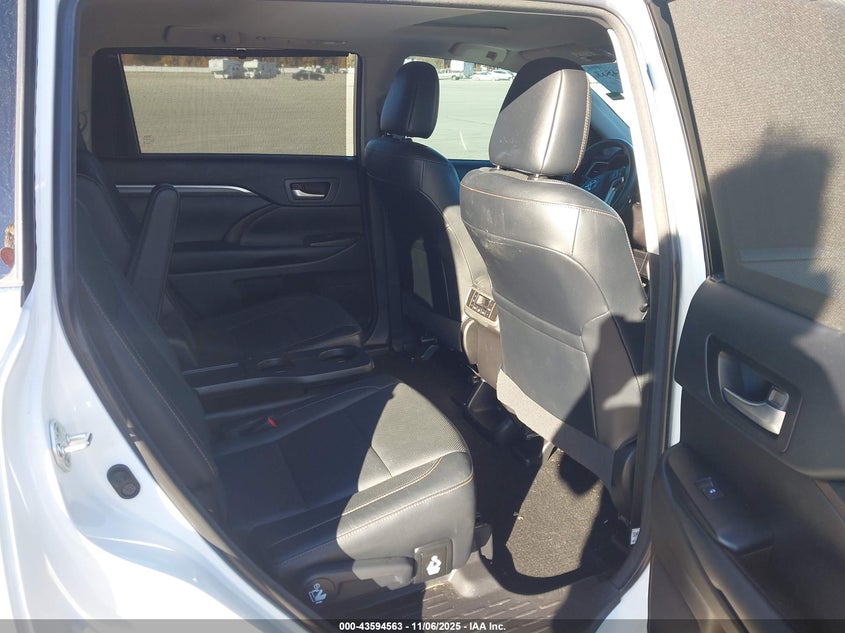 2018 TOYOTA HIGHLANDER HYBRID LIMITED - 5TDDGRFH6JS046865