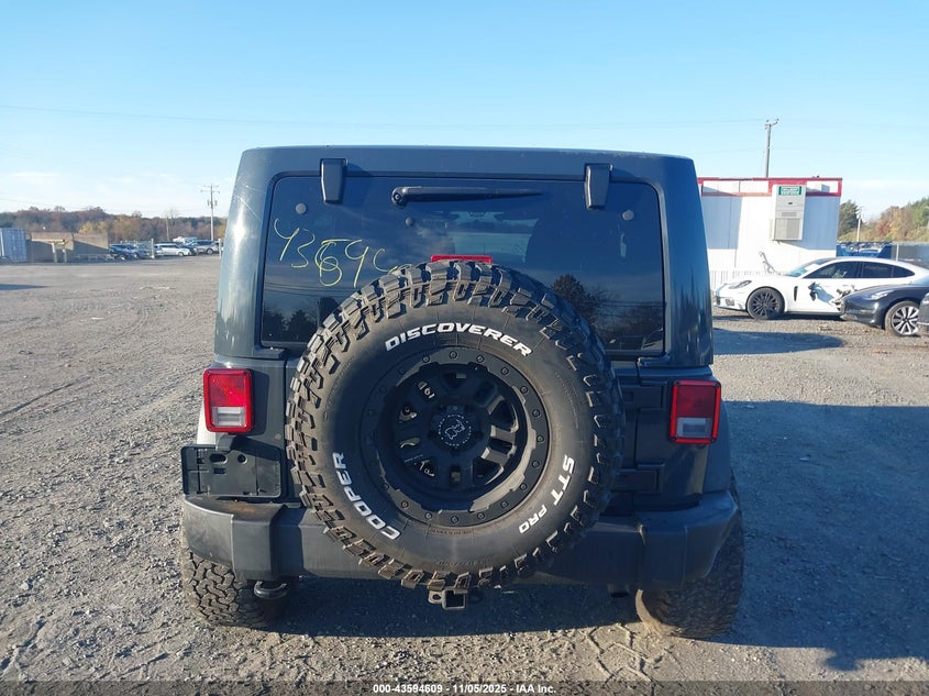 2017 JEEP WRANGLER UNLIMITED SPORT 4X4 1C4BJWDG7HL589333