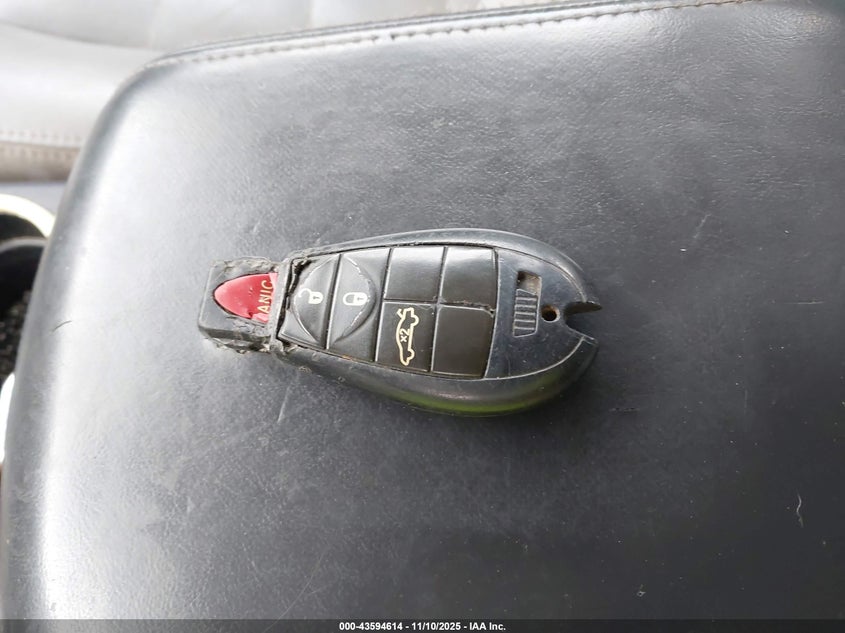 2008 Dodge Charger R/T VIN: 2B3KA53H88H185590 Lot: 43594614