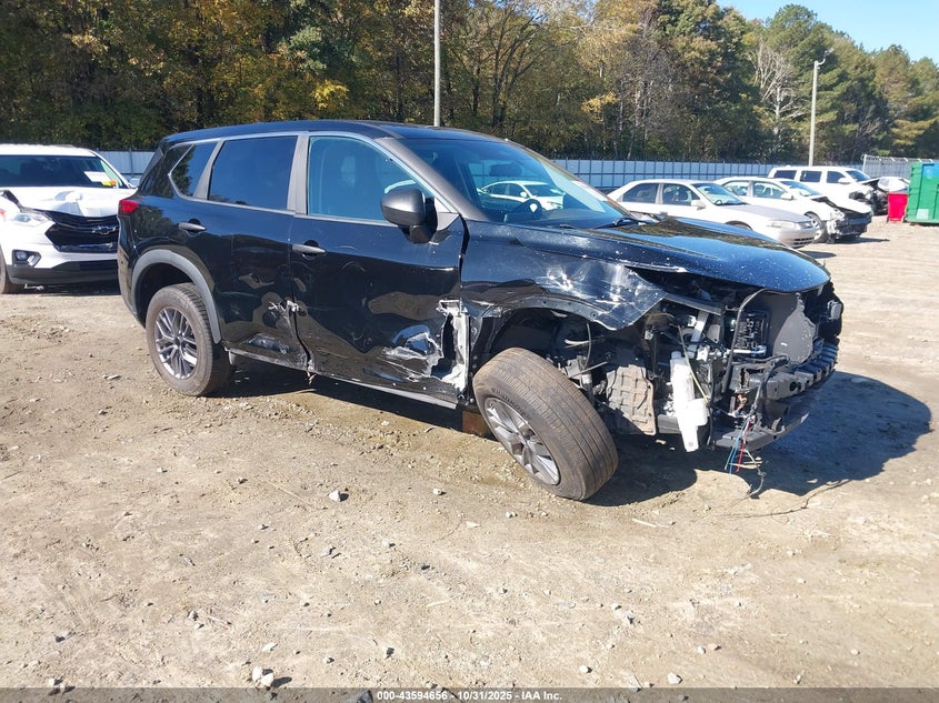 NISSAN ROGUE S INTELLIGENT AWD