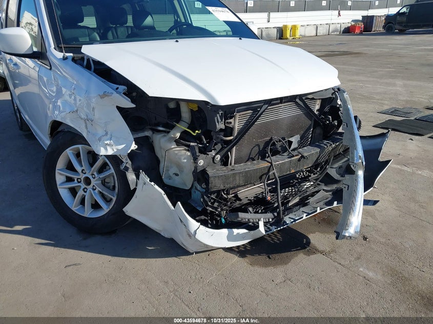 2018 Dodge Grand Caravan Sxt VIN: 2C4RDGCG6JR208100 Lot: 43594678