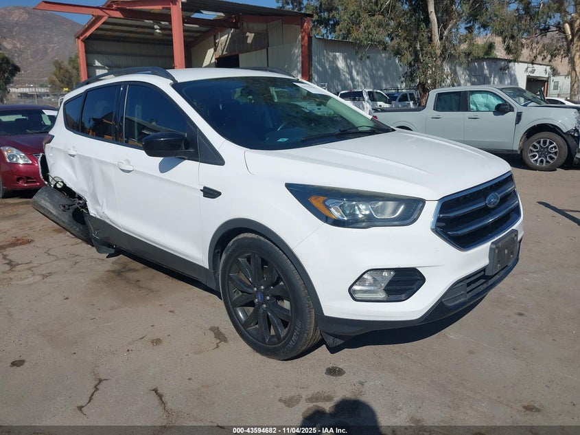2018 FORD ESCAPE SE - 1FMCU0GD8JUA64707