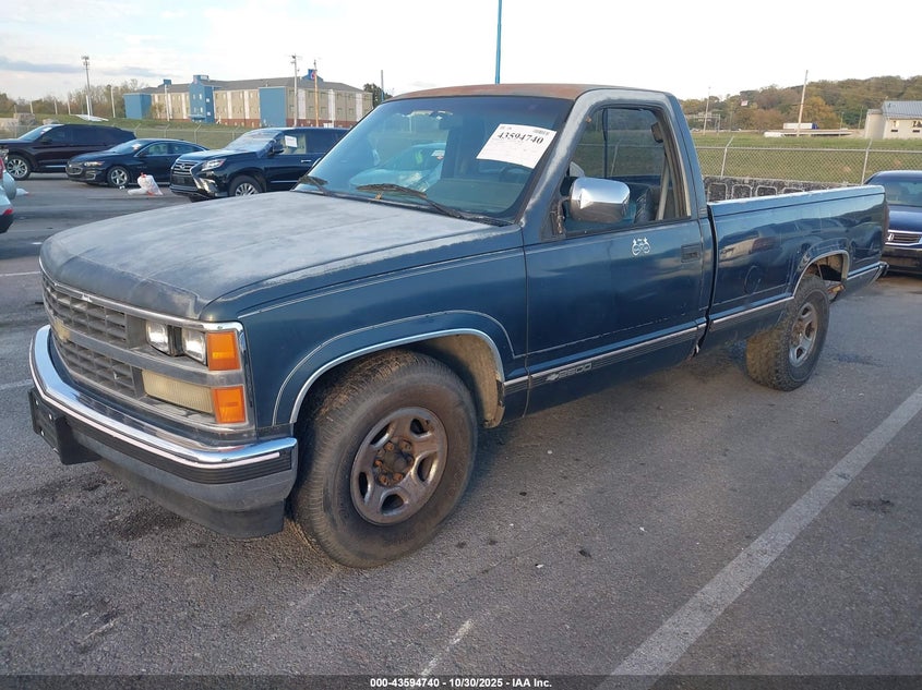 1GCFC24KXJZ127408 1988 CHEVROLET GMT-400 photo no. 2