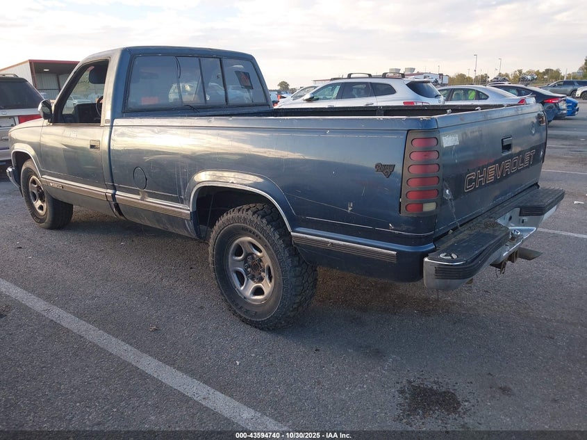 1GCFC24KXJZ127408 1988 CHEVROLET GMT-400 photo no. 3
