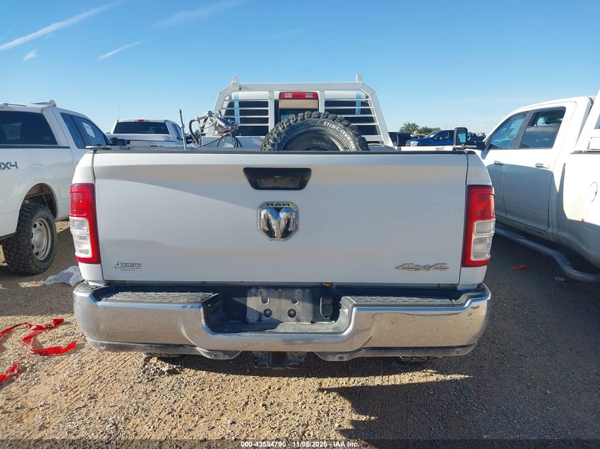 2019 Ram 2500 Tradesman 4X4 8' Box VIN: 3C6UR5HJ6KG551413 Lot: 43594790