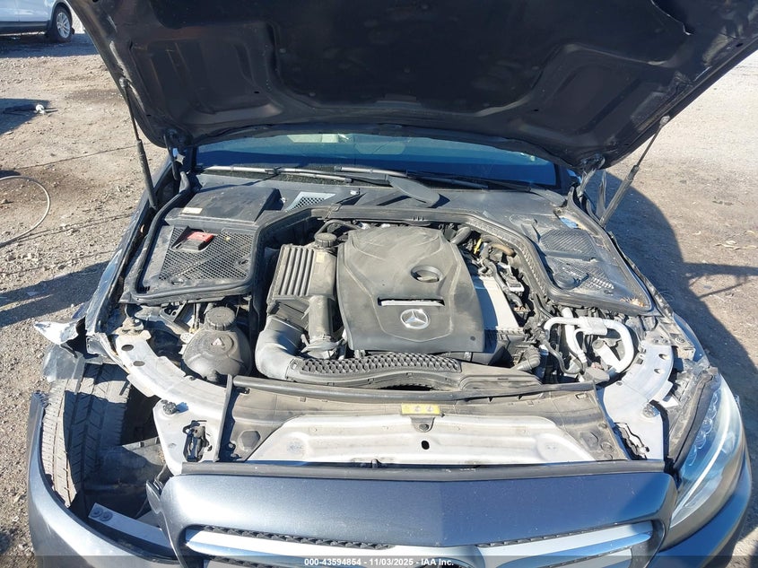 2015 Mercedes-Benz C 300 Luxury/Sport VIN: 55SWF4JBXFU076902 Lot: 43594854