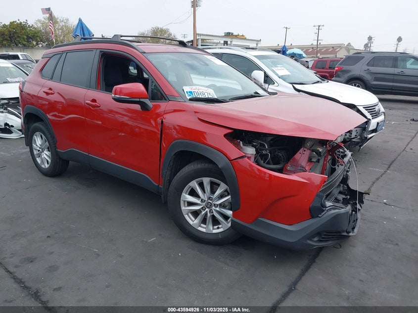 TOYOTA COROLLA CROSS LE