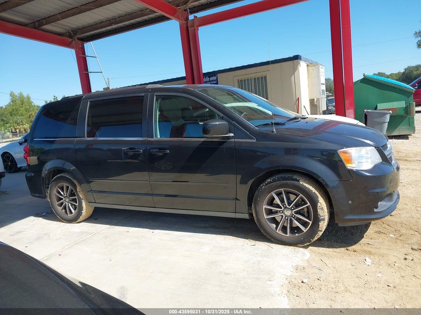 2017 Dodge Grand Caravan Sxt VIN: 2C4RDGCG9HR629867 Lot: 43595031