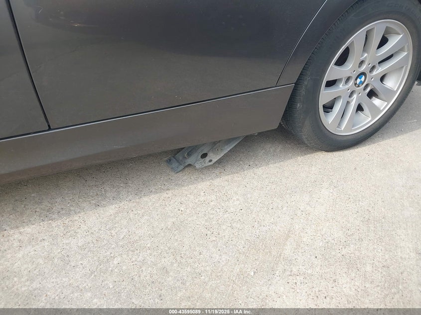 2007 BMW 328I VIN: WBAVA33587PV64201 Lot: 43595089