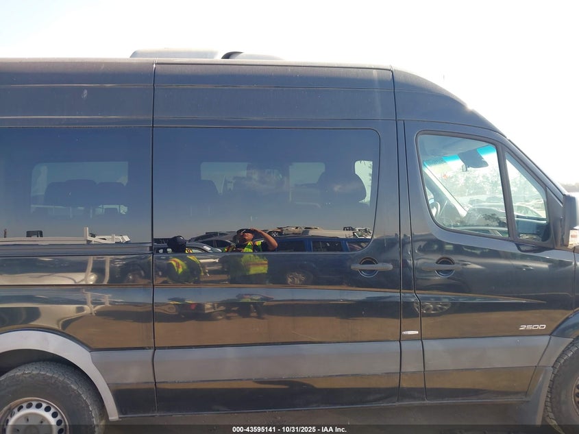 2015 Mercedes-Benz Sprinter 2500 Normal Roof VIN: WDZPE7CCXFP165018 Lot: 43595141