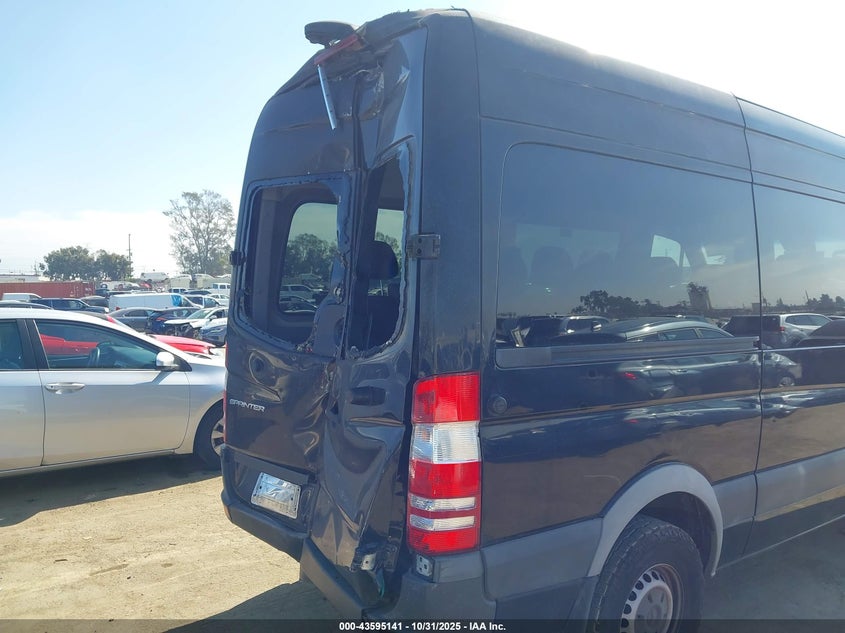 2015 Mercedes-Benz Sprinter 2500 Normal Roof VIN: WDZPE7CCXFP165018 Lot: 43595141