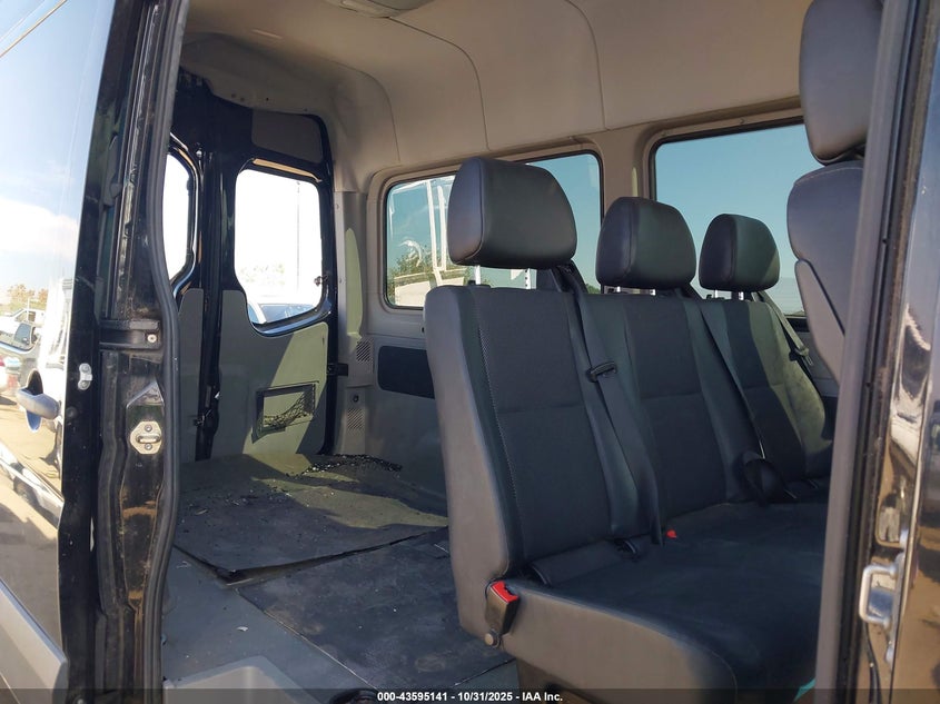 2015 Mercedes-Benz Sprinter 2500 Normal Roof VIN: WDZPE7CCXFP165018 Lot: 43595141