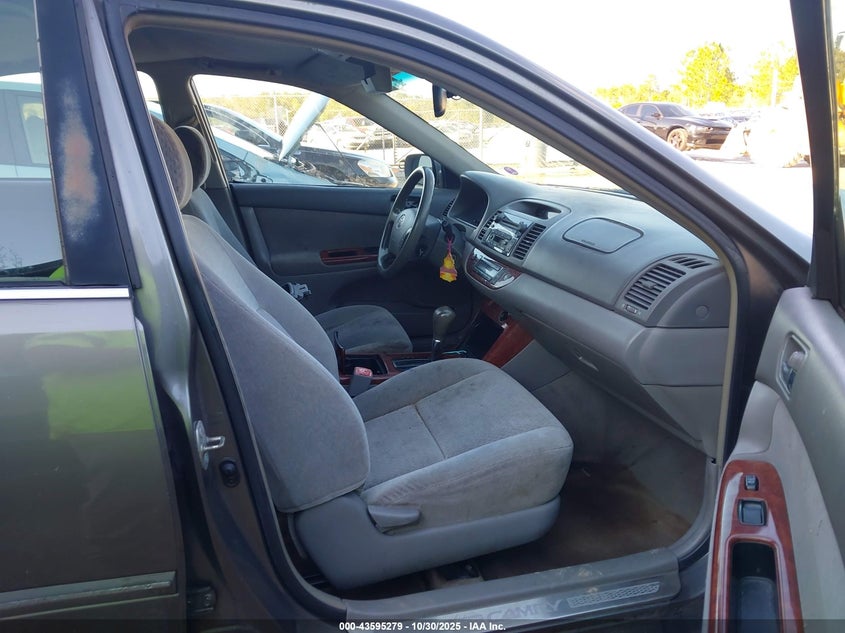 4T1BE32K95U503659 2005 TOYOTA CAMRY photo no. 5