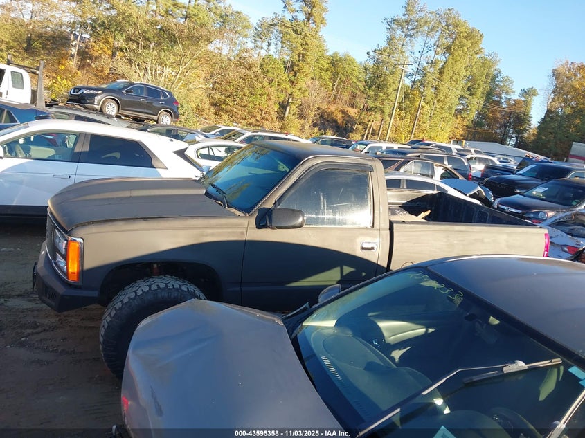 1990 GMC Sierra K1500 VIN: 1GTDK14K9LZ512997 Lot: 43595358