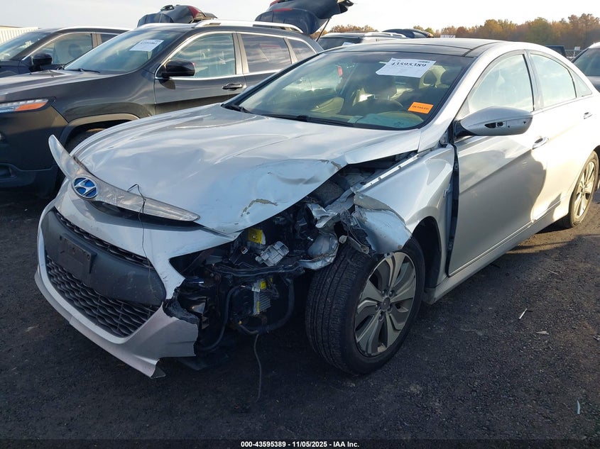 KMHEC4A46DA051021 2013 HYUNDAI SONATA photo no. 6