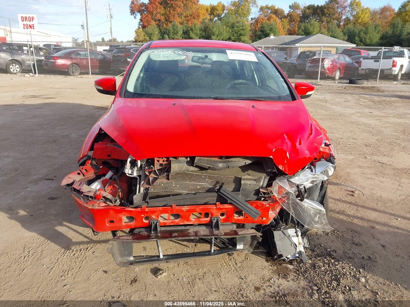 2015 FORD FOCUS SE - 1FADP3F28FL383786