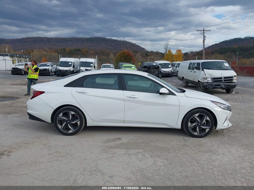 2023 HYUNDAI ELANTRA SEL 5NPLS4AG7PH112351