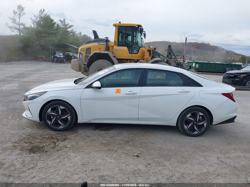 2023 HYUNDAI ELANTRA SEL 5NPLS4AG7PH112351