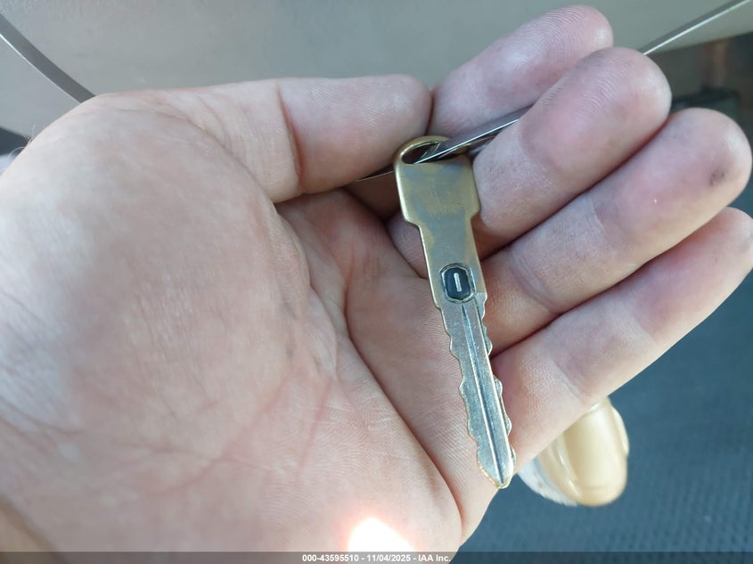 2002 Buick Century Custom VIN: 2G4WS52J221194458 Lot: 43595510