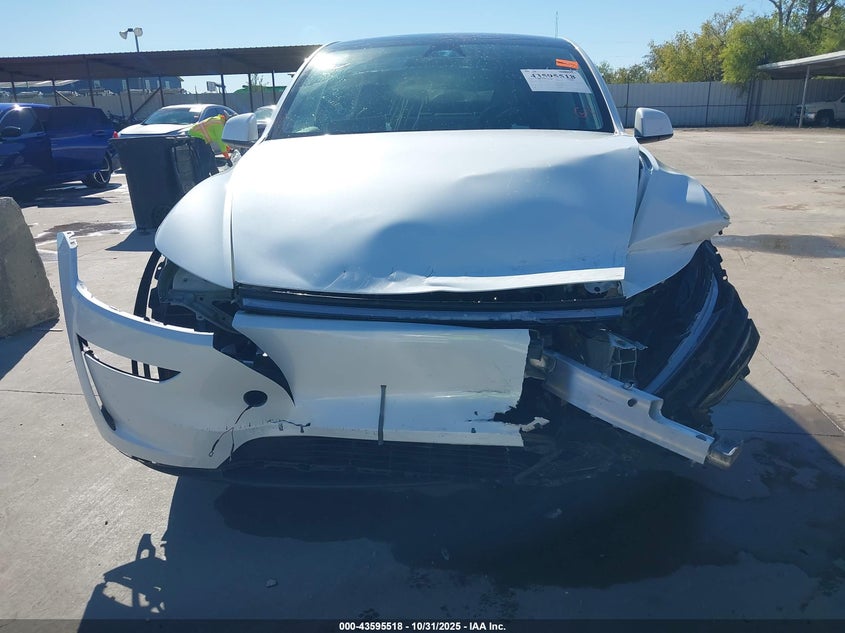 2026 Tesla Model Y Long Range Dual Motor All-Wheel Drive/Long Range Launch Series VIN: 7SAYGDEE8TA390720 Lot: 43595518