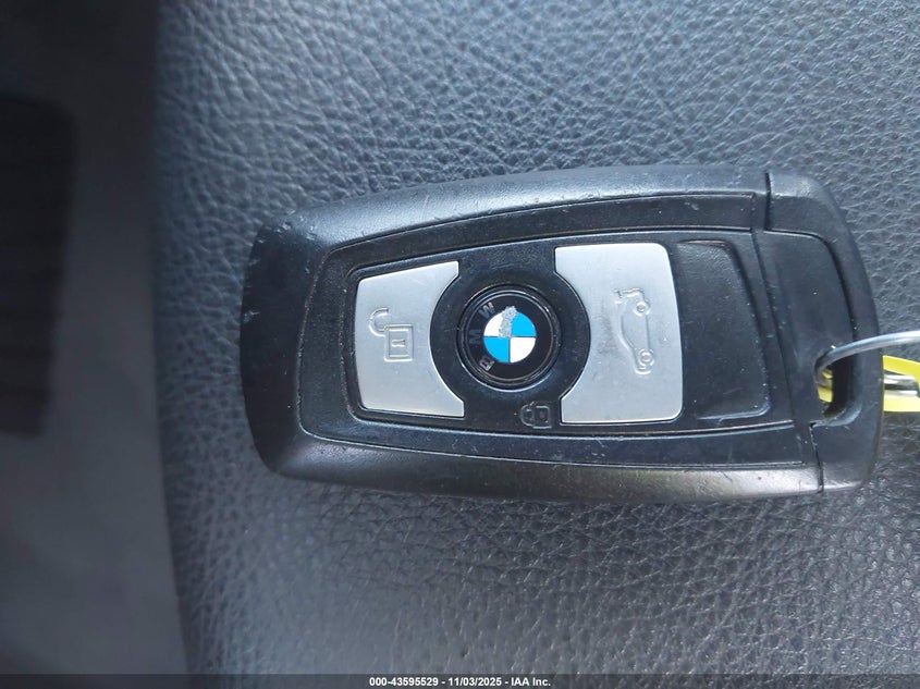 2015 BMW 328I XDRIVE WBA3B5G57FNS15731