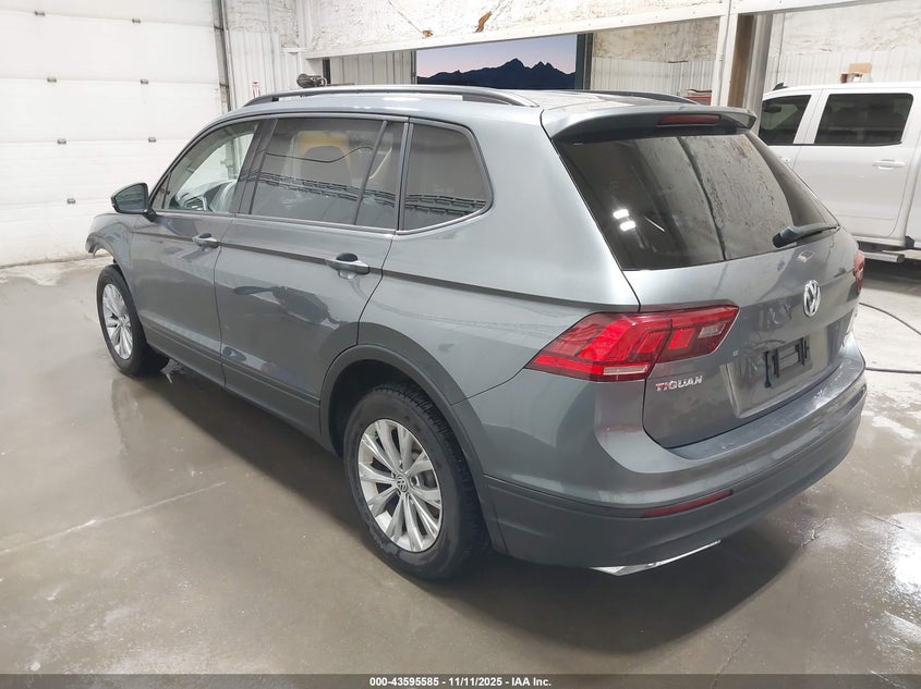 3VV0B7AX9JM016003 2018 VOLKSWAGEN TIGUAN photo no. 3