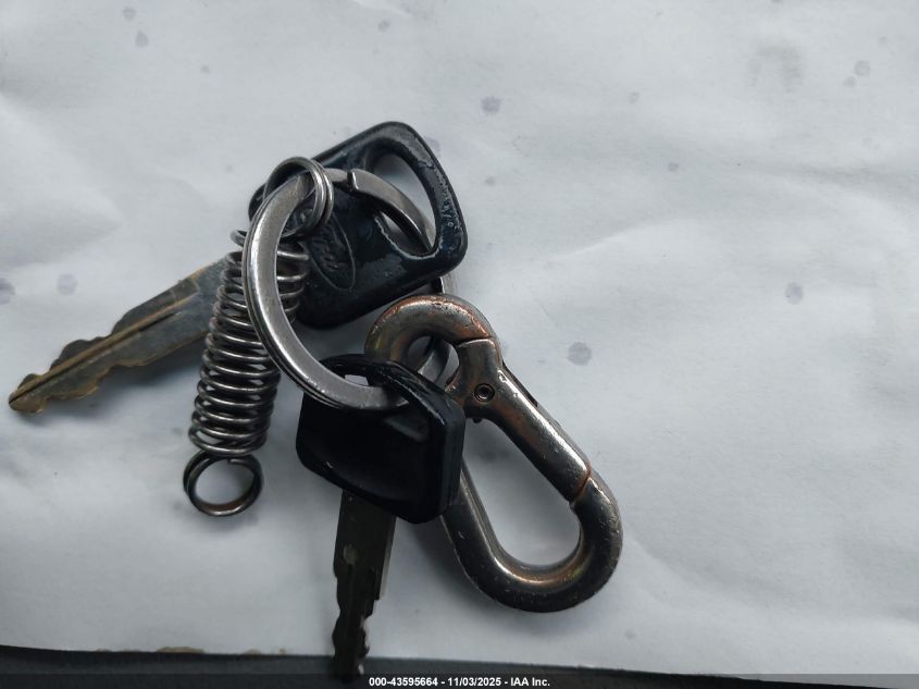 2006 Ford E-450 Cutaway VIN: 1FDXE45S56HA83822 Lot: 43595664