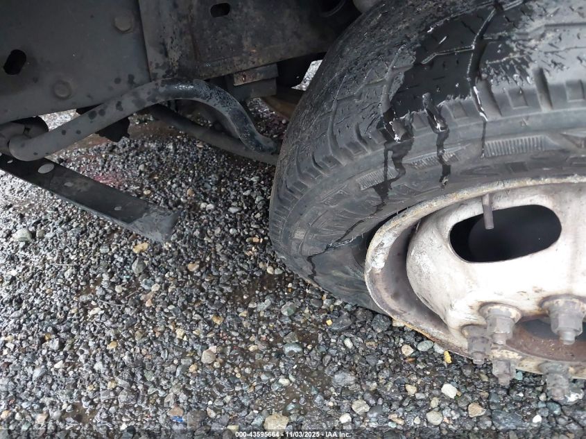 2006 Ford E-450 Cutaway VIN: 1FDXE45S56HA83822 Lot: 43595664