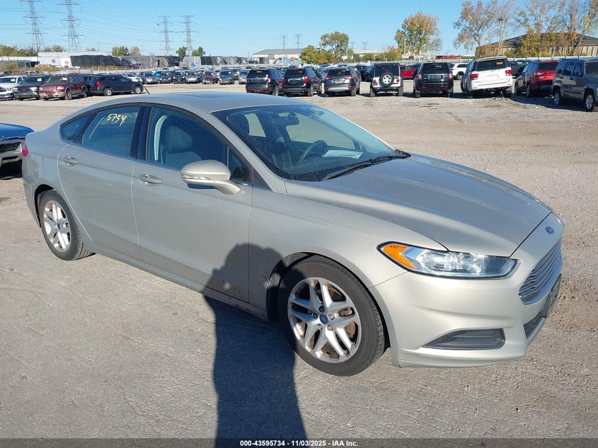 FORD FUSION SE