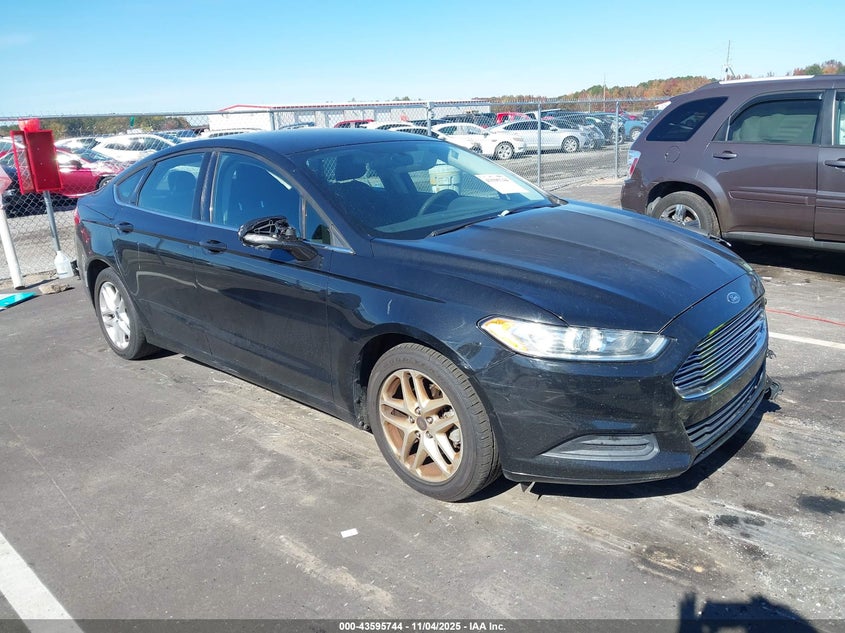 FORD FUSION SE