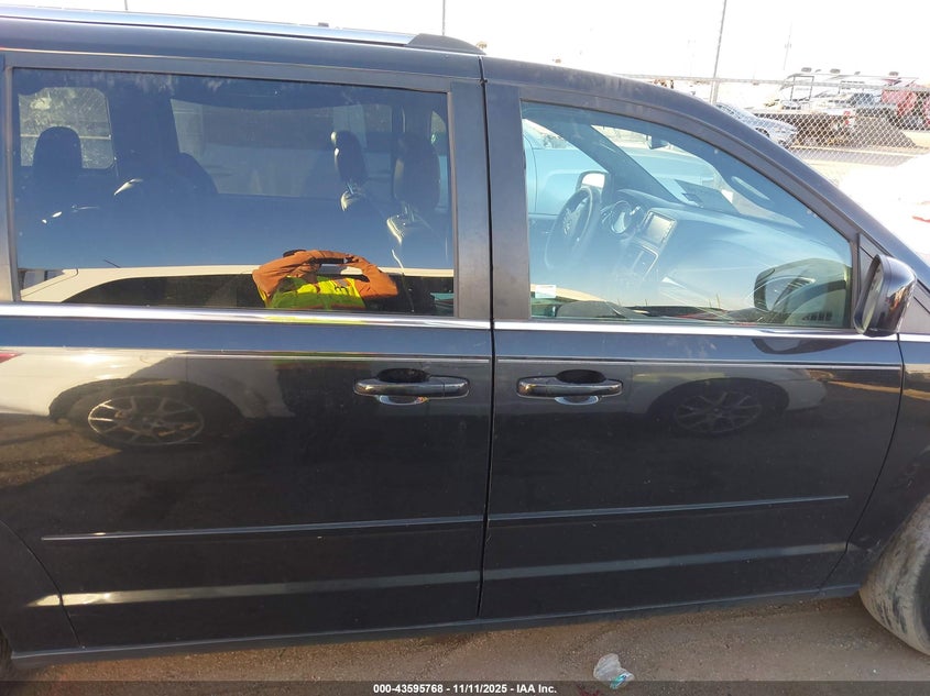 2017 Dodge Grand Caravan Sxt VIN: 2C4RDGCG3HR714073 Lot: 43595768