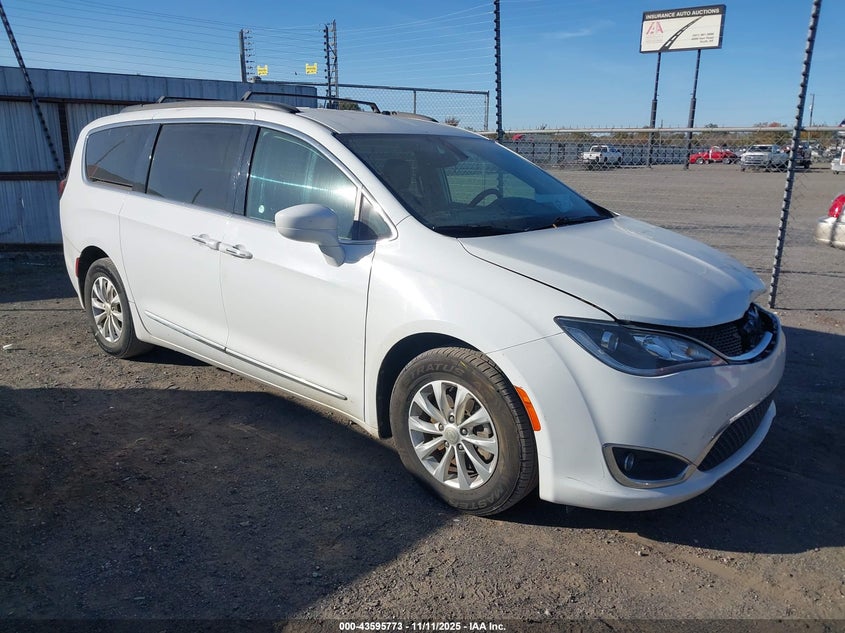 2017 CHRYSLER PACIFICA TOURING-L - 2C4RC1BG0HR613140