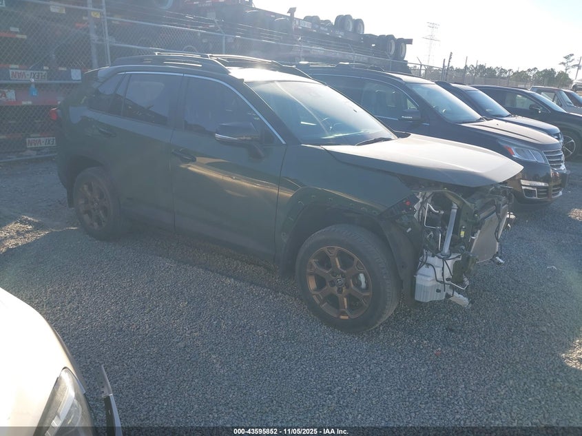 TOYOTA RAV4 HYBRID WOODLAND EDITION