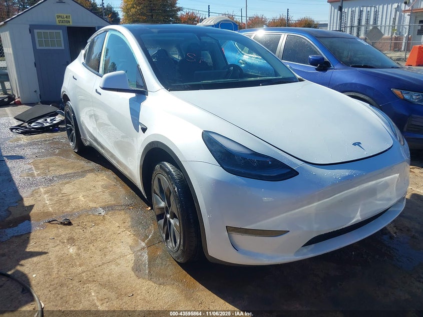 2024 TESLA MODEL Y LONG RANGE DUAL MOTOR ALL-WHEEL DRIVE/RWD - 7SAYGDED1RA321710